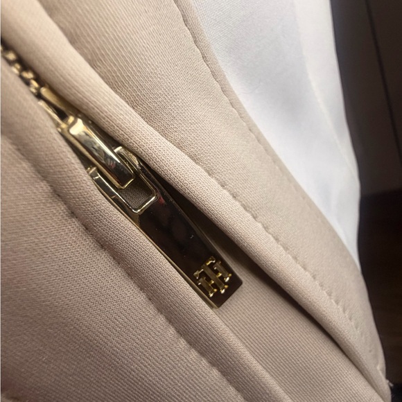 Tommy Hilfiger Elegant White and Tan  Sleeveless Dress - Picture 6 of 16